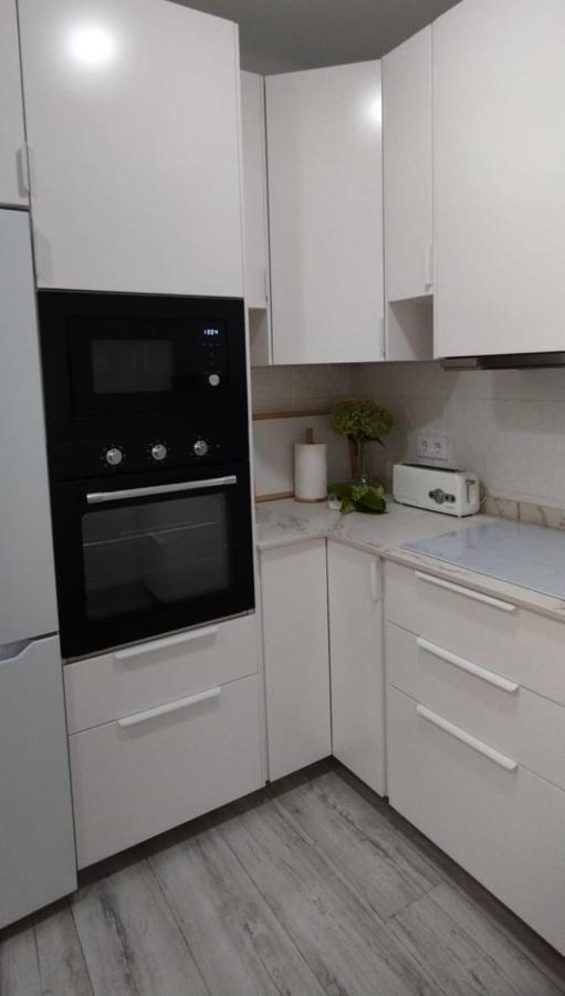 Apartamento Villalvaro Con Parking Santander Buitenkant foto